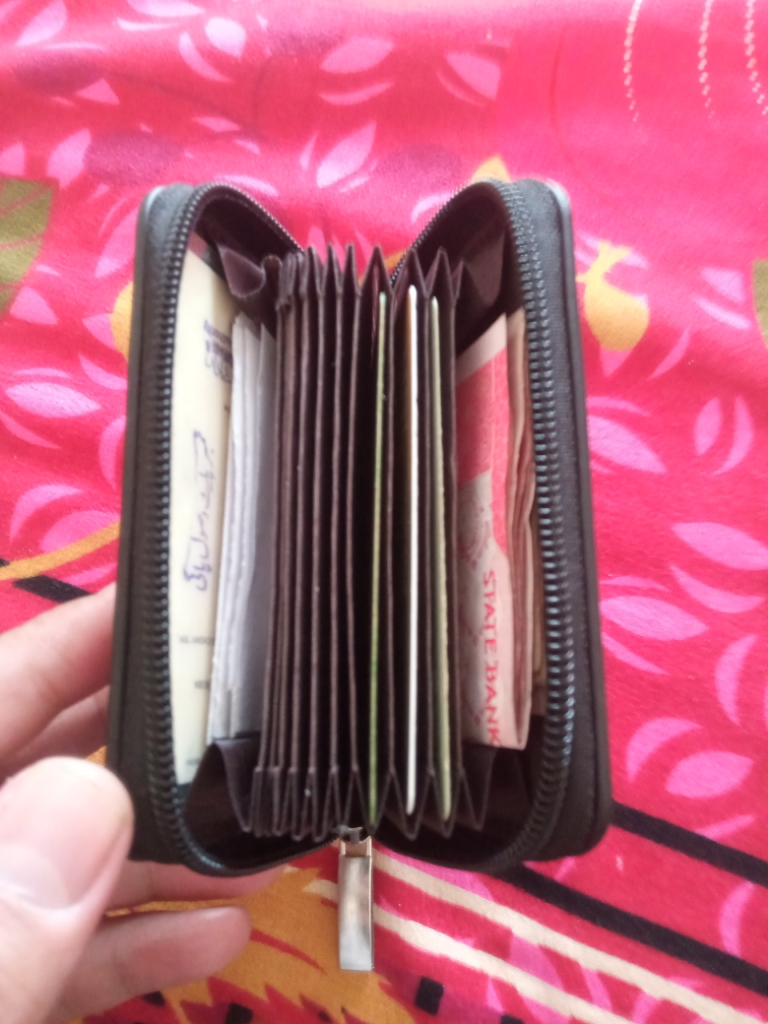 Genuine Leather Wallet 9 Cardholder Pockets 2 CASH AND KEY Pockets-modernwearspk-price-pakistan